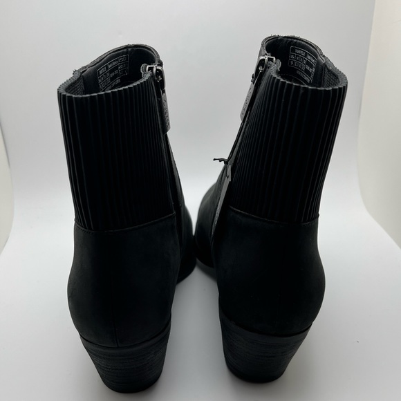 NEW* VIONIC Shantelle Waterproof Leather Ankle Boot Bootie Oil Black 9 Western - Picture 5 of 11